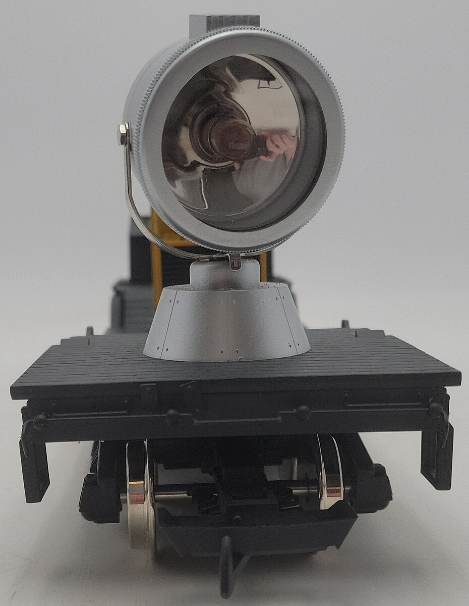 USA Trains R17329 G GN Searchlight-Style Depressed-Center Flat Car w/Generator EX/Box