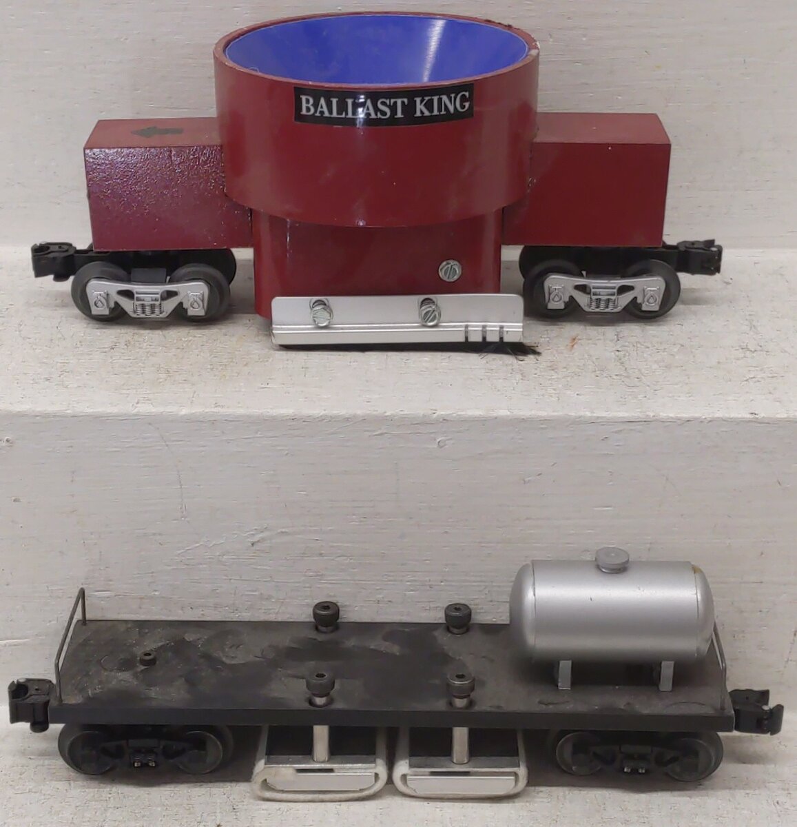 O Gauge Assorted Track Cleaner Freight Cars [2] VG