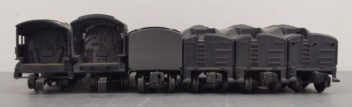 Lionel Vintage O Gauge Steam Locomotives & Tenders [6] VG