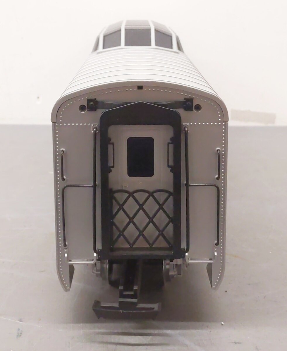 LGB 30580 G Scale Santa Fe Vista Dome Car (Metal Wheels) LN/Box