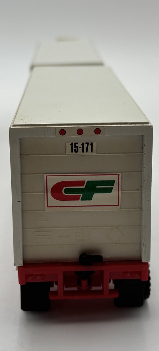 Tonkin 1:53 CF Consolidated Freightways Semi Tractor w/Double Tandem Trailers EX/Box