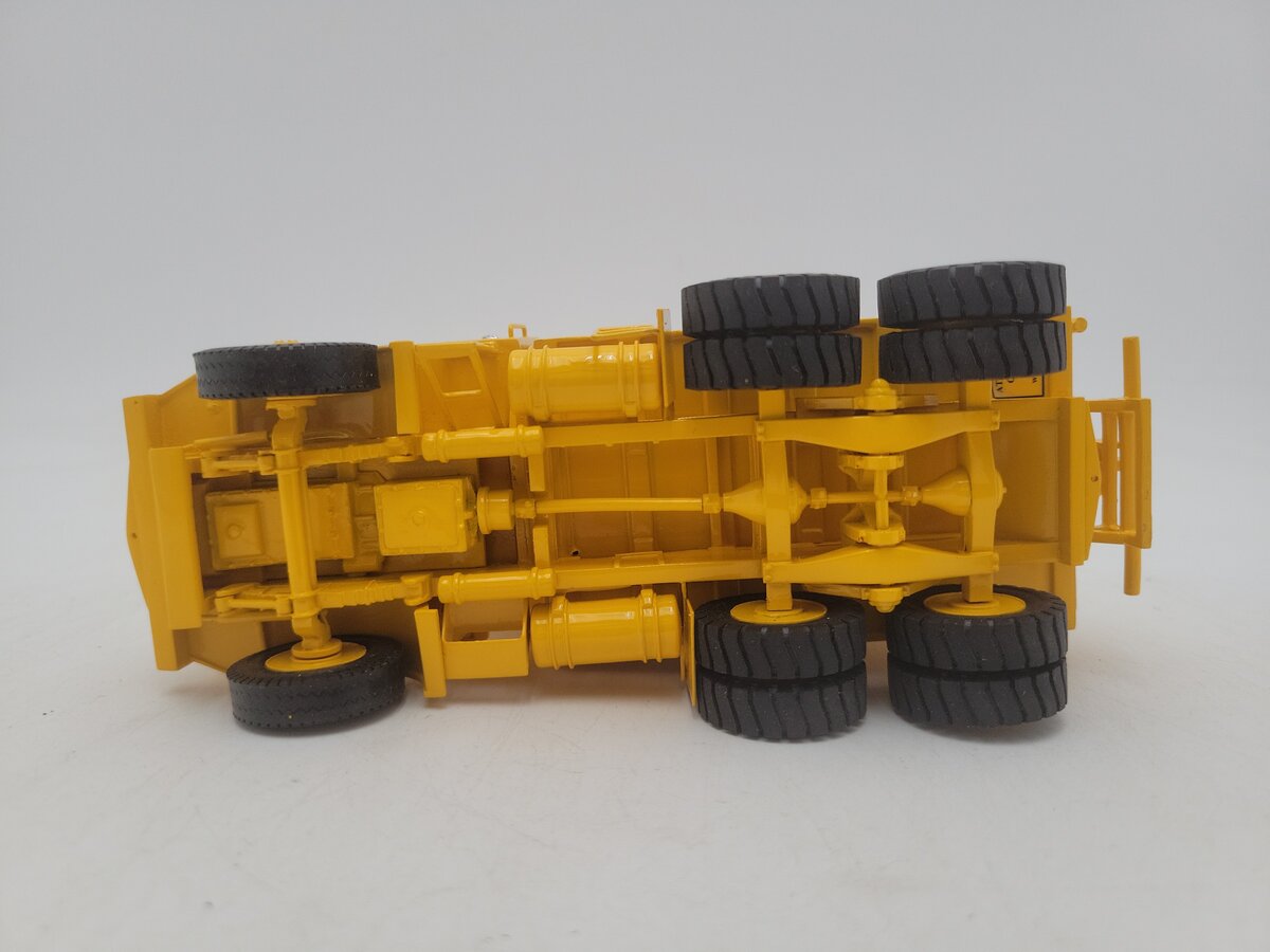 EMD N80 1:50 Scale 245R Cline-Isco Yellow Water Tank Truck Palace Gold Mine EX/Box