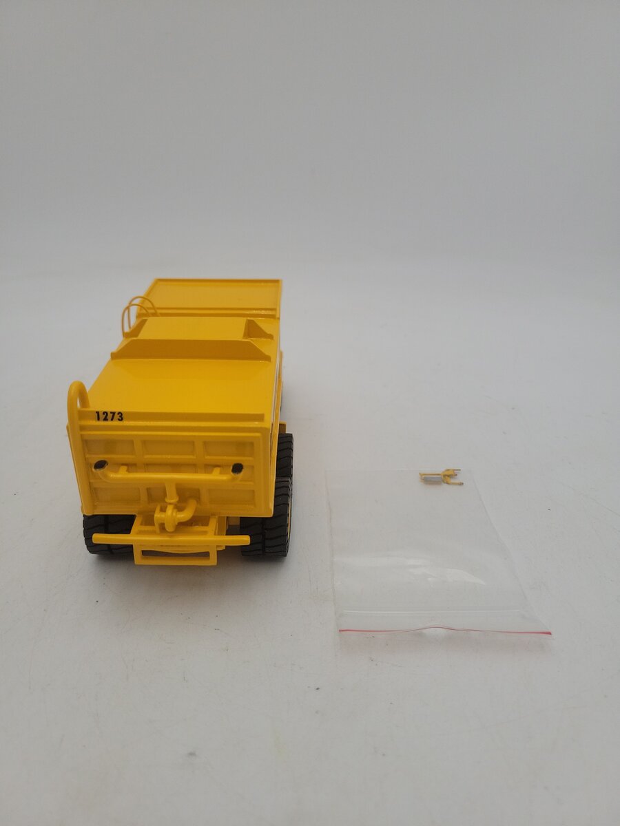 EMD N80 1:50 Scale 245R Cline-Isco Yellow Water Tank Truck Palace Gold Mine EX/Box