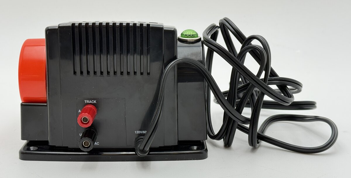 Lionel 6-24253 PowerMax Plus 40 Watt Transformer EX/Box