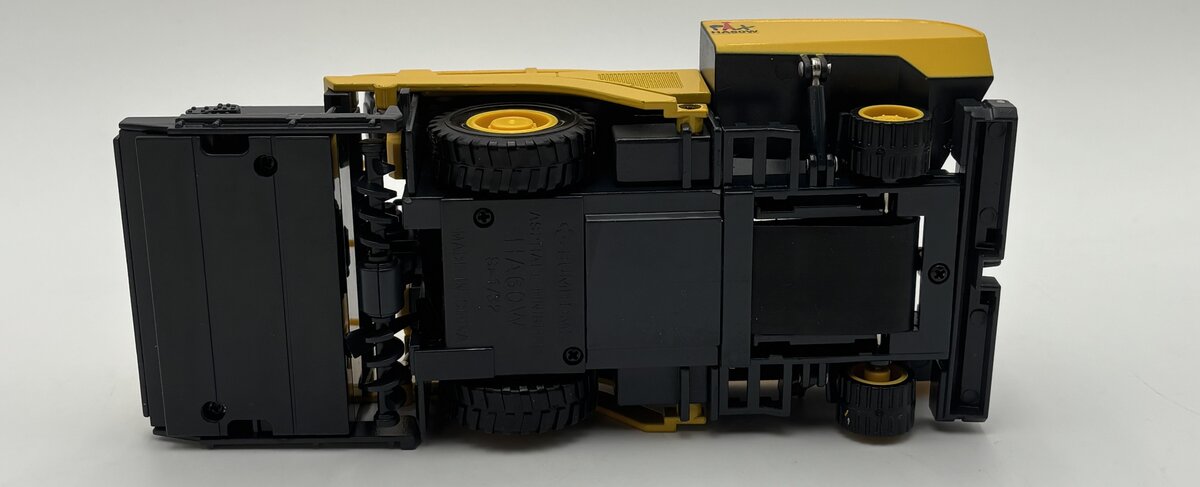 Sumitomo 1:32 PAX HA60W JP Asphalt Paver 2360 LN/Box