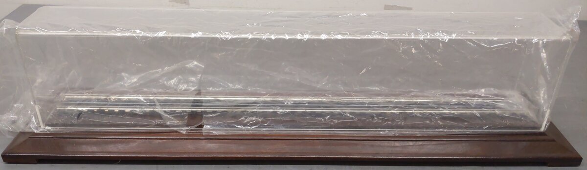 Lionel 6-18058 773 4-6-4 CC Hudson Steam Locomotive & Tender Display Case LN/Box