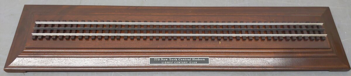 Lionel 6-18058 773 4-6-4 CC Hudson Steam Locomotive & Tender Display Case LN/Box