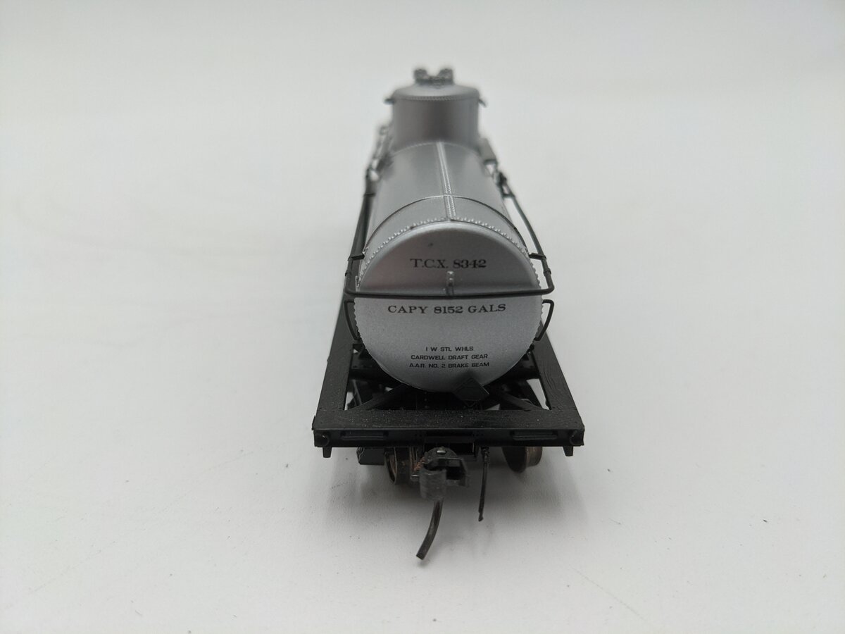 InterMountain 46328-01 HO Scale Texaco 8K Gallon Tank Car #8342 EX/Box