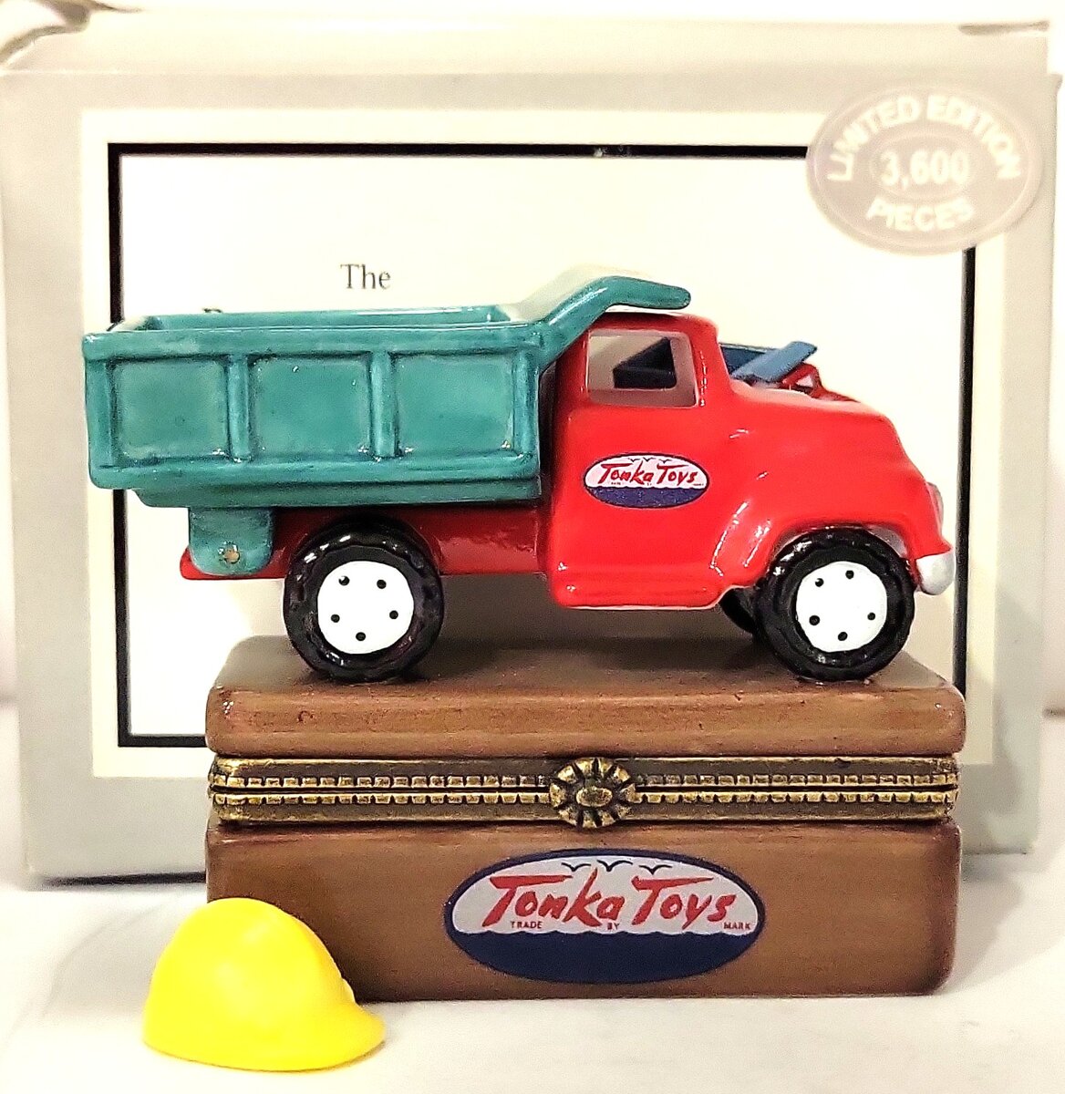 Midwest of Cannon Falls 39466-3 Tonka Mighty Mike w/ Hard Hat LN/Box