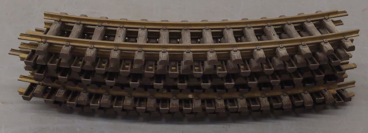 LGB 1500 G Wide Radius Curved Track (11) VG