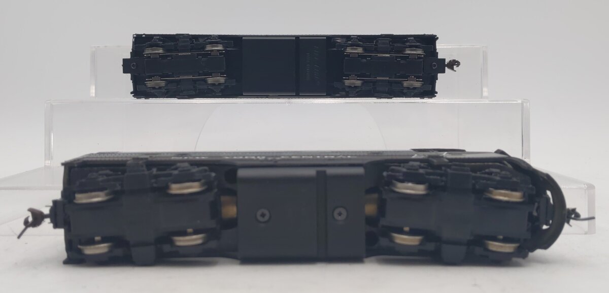 Bachmann & Life-Like HO Scale NYC Powered Diesel Locomotive #1873/#2410 [2] EX