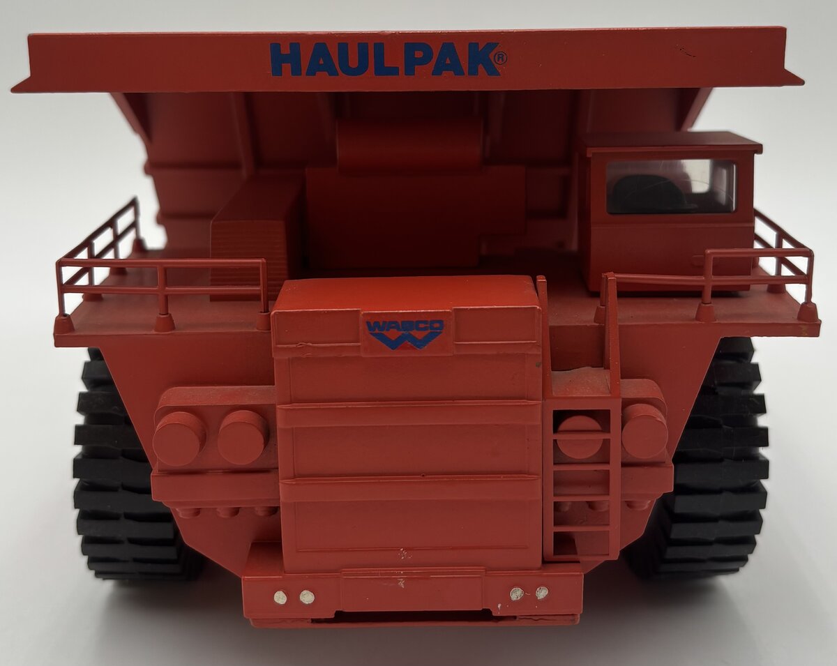 Conrad 272 1:50 Scale Wabco HaulPak Dump Truck EX/Box