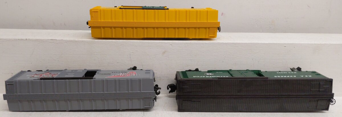 Lionel O Gauge Assortment Freight Cars- #16235, #16264, #29203 [3] EX/Box