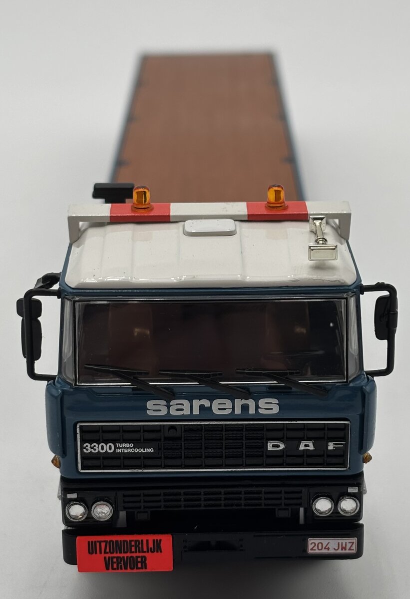 WSI 15-1009 1:50 Sarens - DAF 3300 Tractor with 3-Axle Flatbed Trailer LN/Box