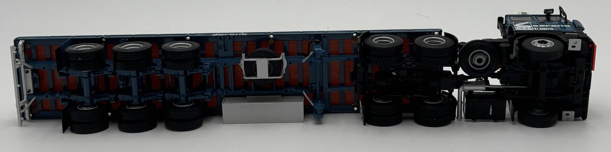 WSI 15-1009 1:50 Sarens - DAF 3300 Tractor with 3-Axle Flatbed Trailer LN/Box