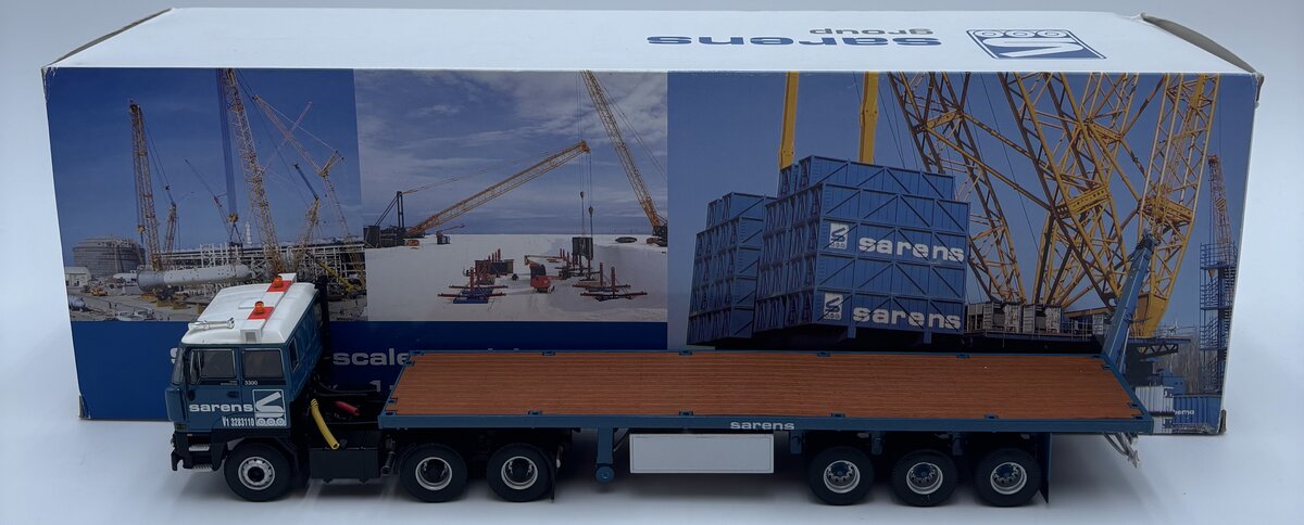 WSI 15-1009 1:50 Sarens - DAF 3300 Tractor with 3-Axle Flatbed Trailer LN/Box