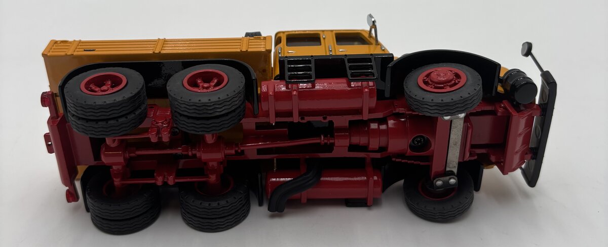 NZG 487 1:50 Kaelble Typ KDV 22 Z8T w/Double Cab LN/Box