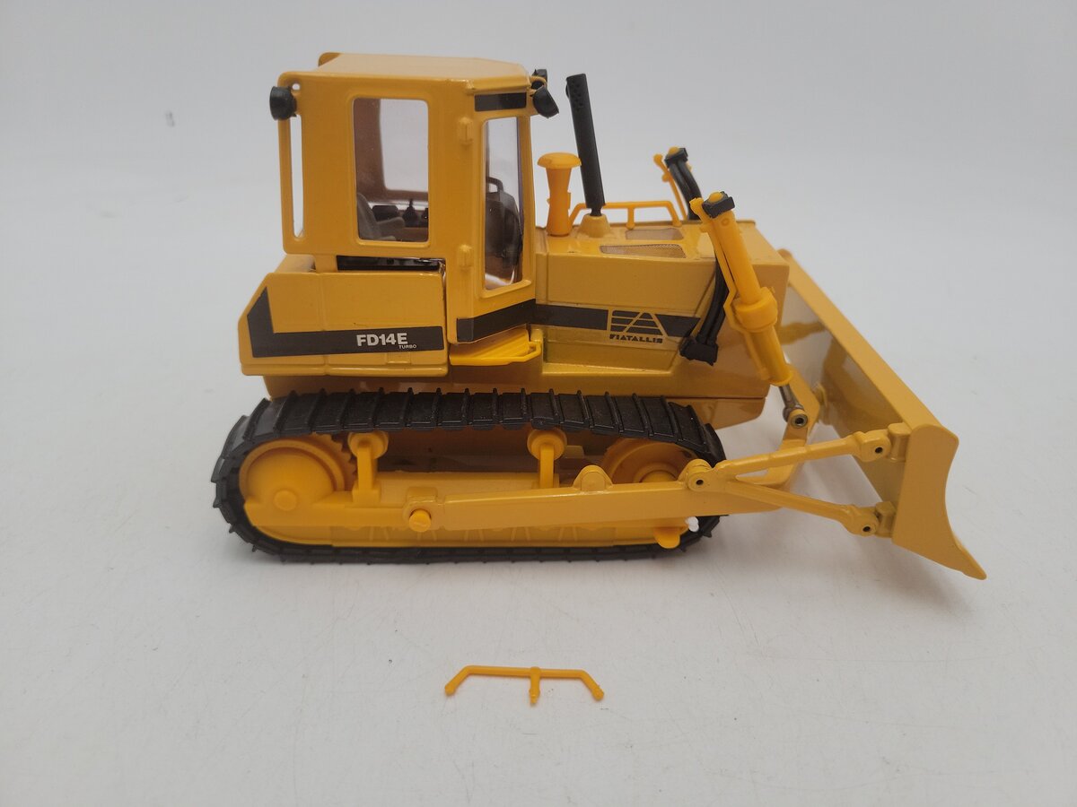 ROS 00022 1:25 Scale Jouef Golden Line Collection Fiat-Allie Yellow FD14E Dozer EX/Box