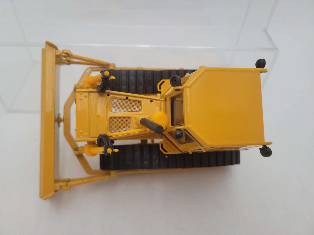 ROS 00022 1:25 Scale Jouef Golden Line Collection Fiat-Allie Yellow FD14E Dozer EX/Box