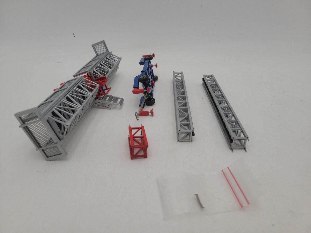 NZG 464 1:50 Scale MSHF Mast Climbing Work Platform Die Cast Set EX/Box