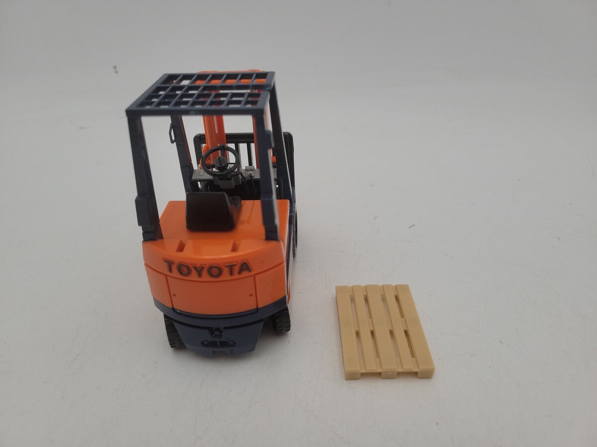 Acme 1:25 Scale By Toyota Electric Orange/Blue Forklift G42 Vintage Model EX
