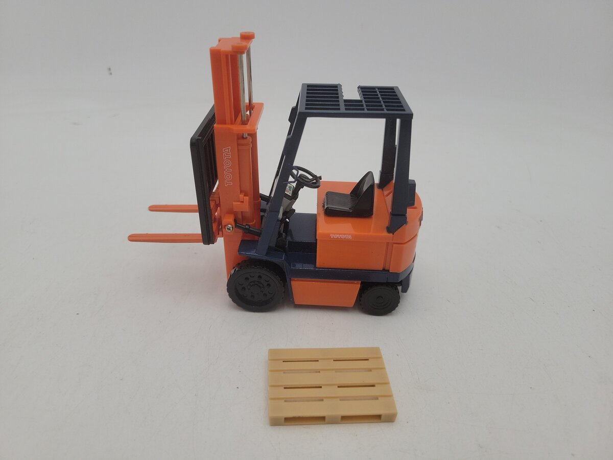 Acme 1:25 Scale By Toyota Electric Orange/Blue Forklift G42 Vintage Model EX