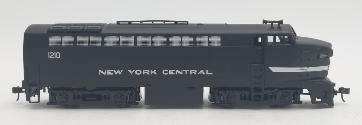 Roco HO Scale NYC Powered Diesel Locomotive #1210 EX