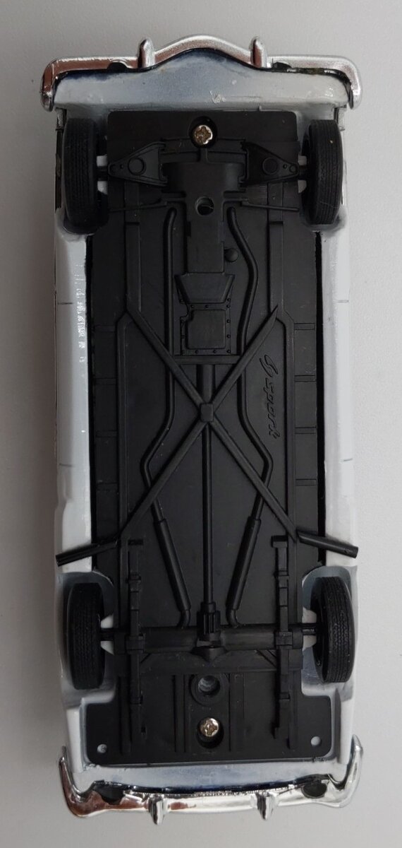 Spark Model S2921 1:43 Scale 1950 Cadillac De Ville Type 61 Sedan Le Mans EX