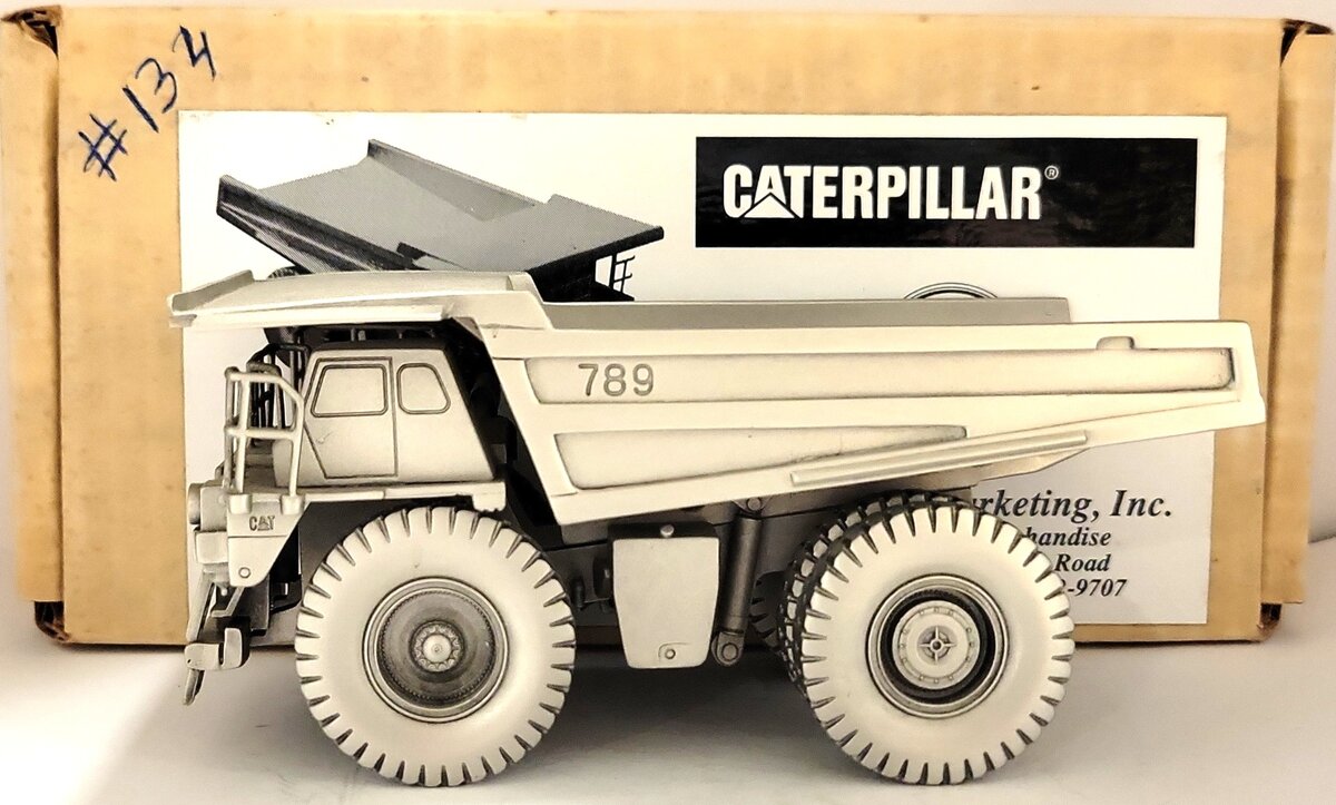Anheuser Marketing Pewter CAT CM789 789 Off-Highway Dump Truck LN/Box