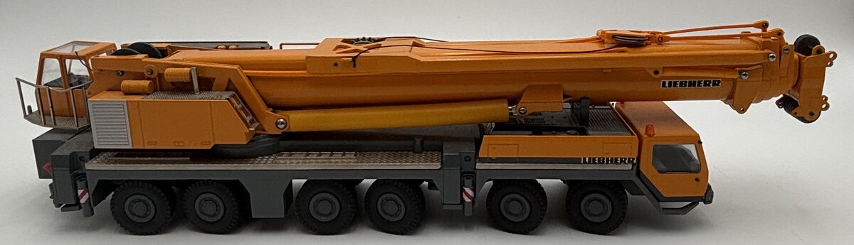 Conrad 2097/0 1:50 Liebherr LTM 1300/1 Mobile Crane EX/Box