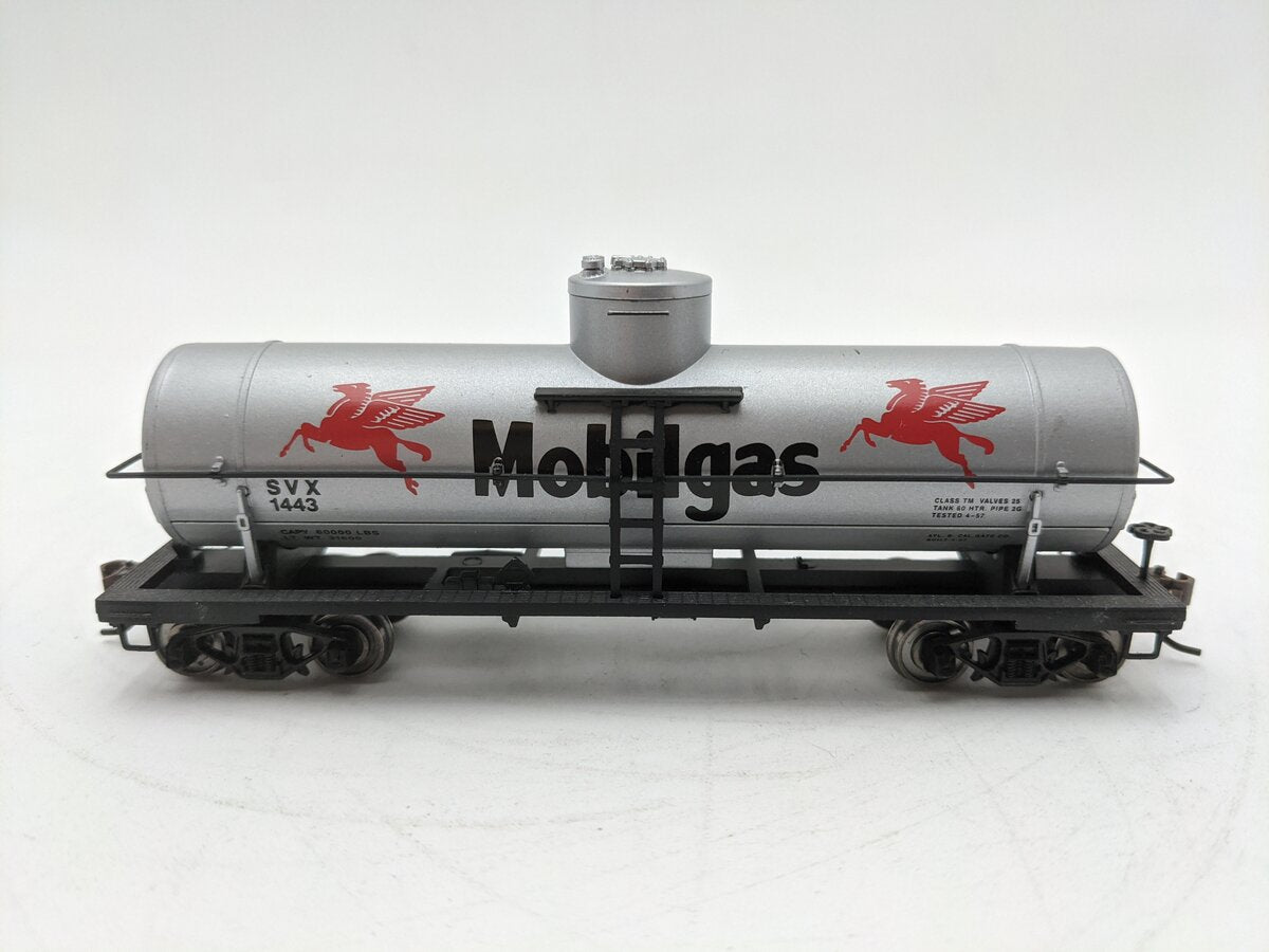Model Power 2191 HO Scale Mobil Gas 40' Metal Tank Car #1443 EX/Box