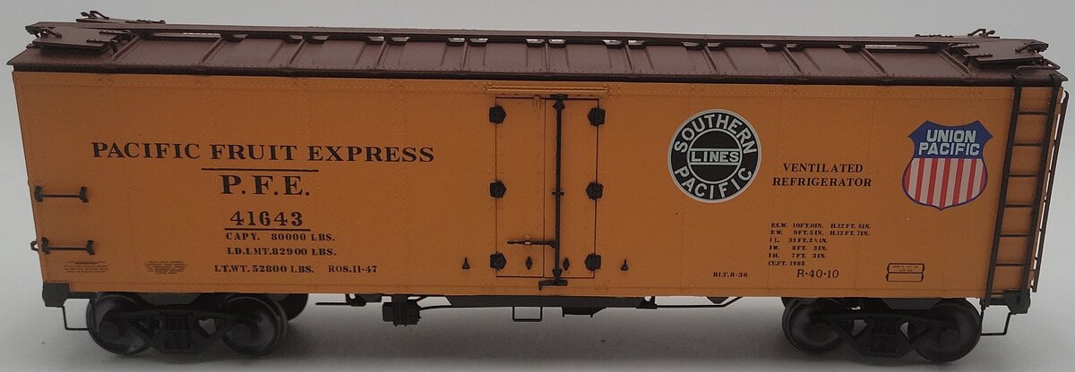 AMS AM32-503 G Scale Narrow Gauge PFE Doubel Herald Refrigerator Car #41643 EX/Box