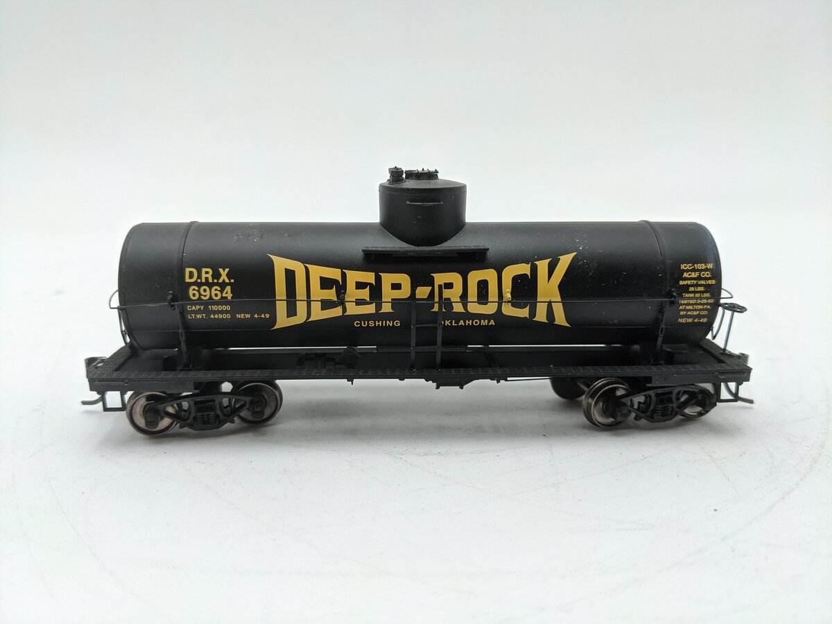 Red Caboose RR-33016-13 HO Scale Deep Rock Refining Tank Car #6964 EX/Box