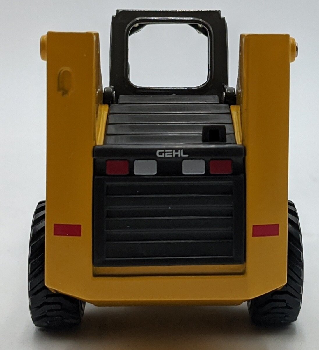 Die Cast Promotions 907740 1:25 Gehl 5635 DXT Skid Loader NIB