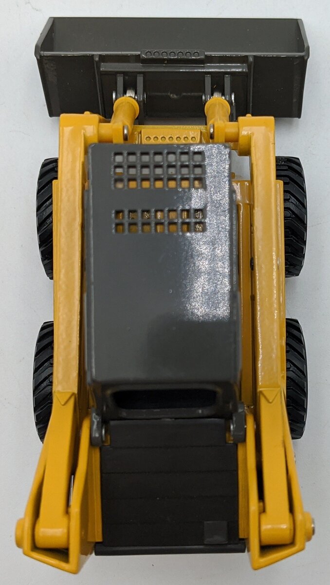 Die Cast Promotions 907740 1:25 Gehl 5635 DXT Skid Loader NIB