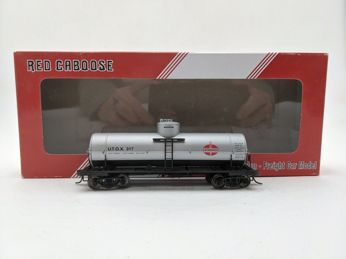 Red Caboose RR-33051-09 HO Scale U.T.O.X. Standard Oil Tank Car #317 EX/Box
