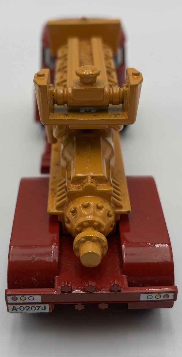 Joal 207 1:50 Trailer Truck With Marine Motor VG/Box