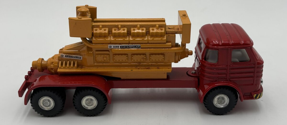 Joal 207 1:50 Trailer Truck With Marine Motor VG/Box