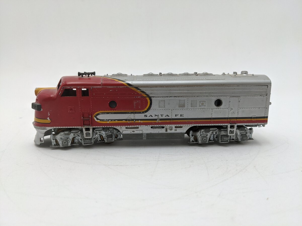 Athearn HO Scale Atchison Topeka Santa Fe Diesel Locomotive #2-805 VG