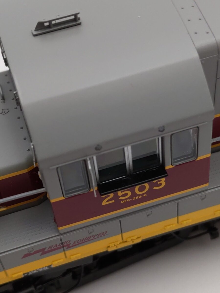Rapido Trains 035010 HO Scale Erie Lackawanna U25B Diesel Locomotive DCC #2503 EX/Box