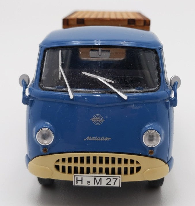 Schuco 03323 1:43 Scale Die-Cast Tempo Matador 