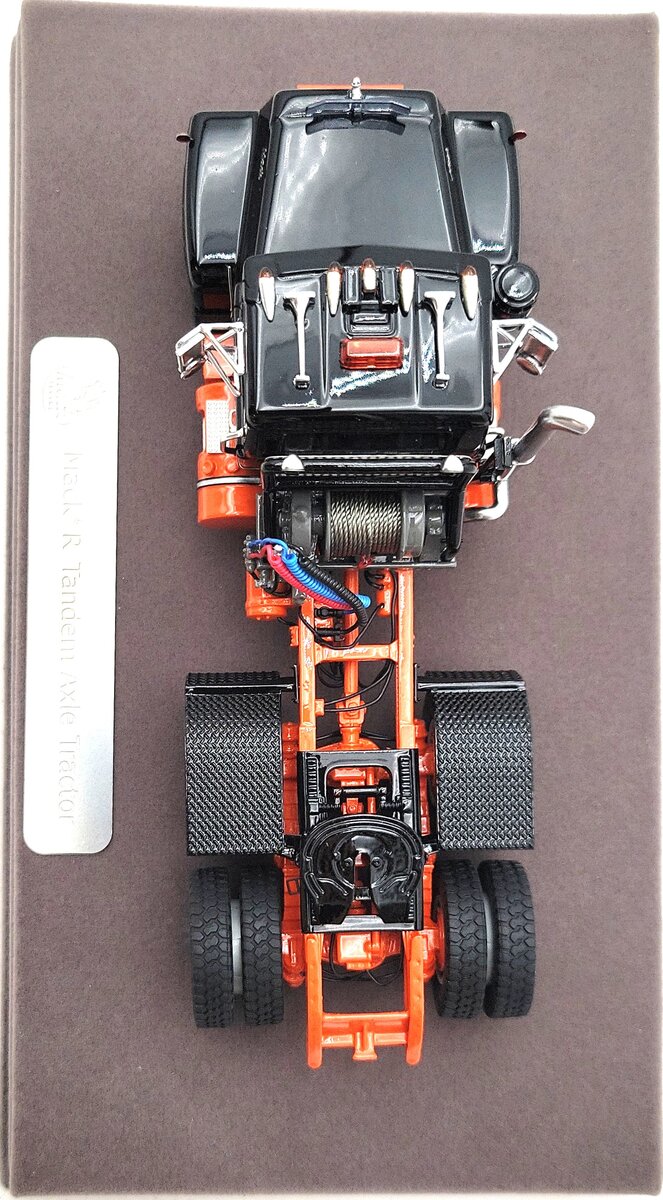 Fire Replicas FR103-2 1:50 Mack® R Tandem Axle Tractor LN/Box