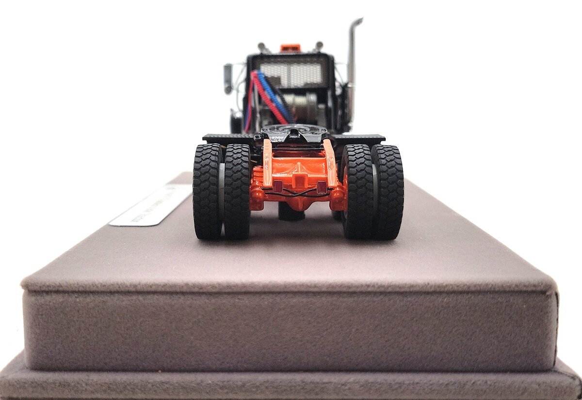 Fire Replicas FR103-2 1:50 Mack® R Tandem Axle Tractor LN/Box