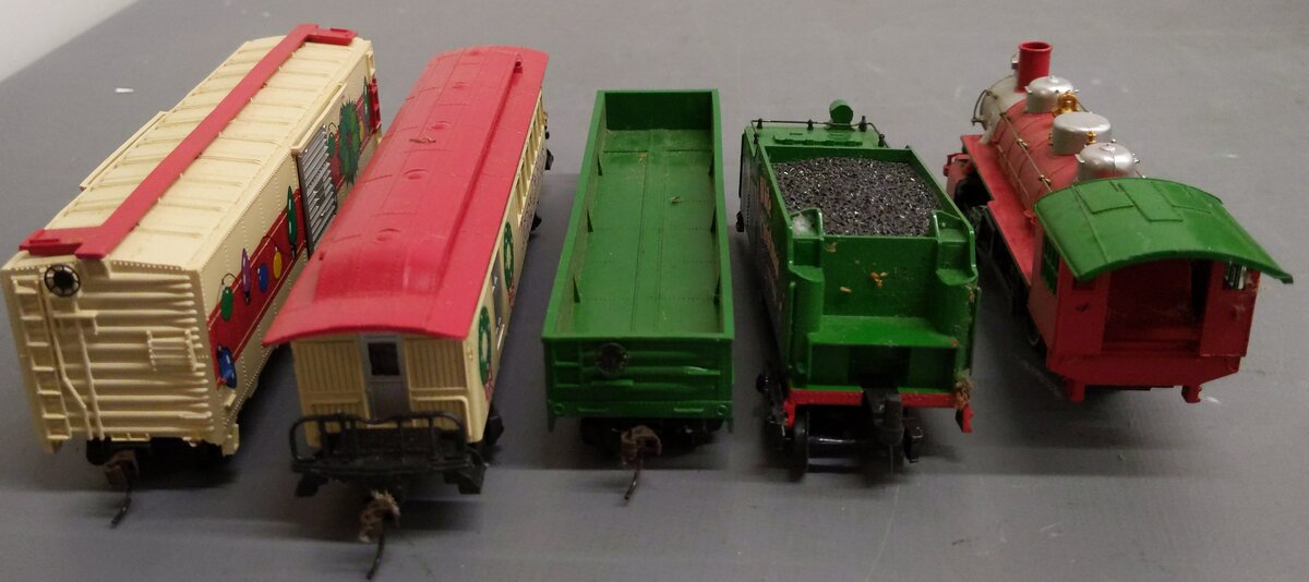 Bachmann 00664 Yuletide Special Christmas HO Gauge Steam Train Set EX/Box
