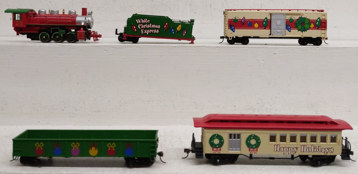 Bachmann 00664 Yuletide Special Christmas HO Gauge Steam Train Set EX/Box