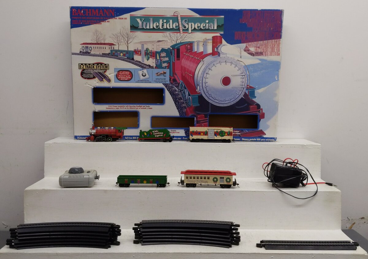 Bachmann 00664 Yuletide Special Christmas HO Gauge Steam Train Set EX/Box
