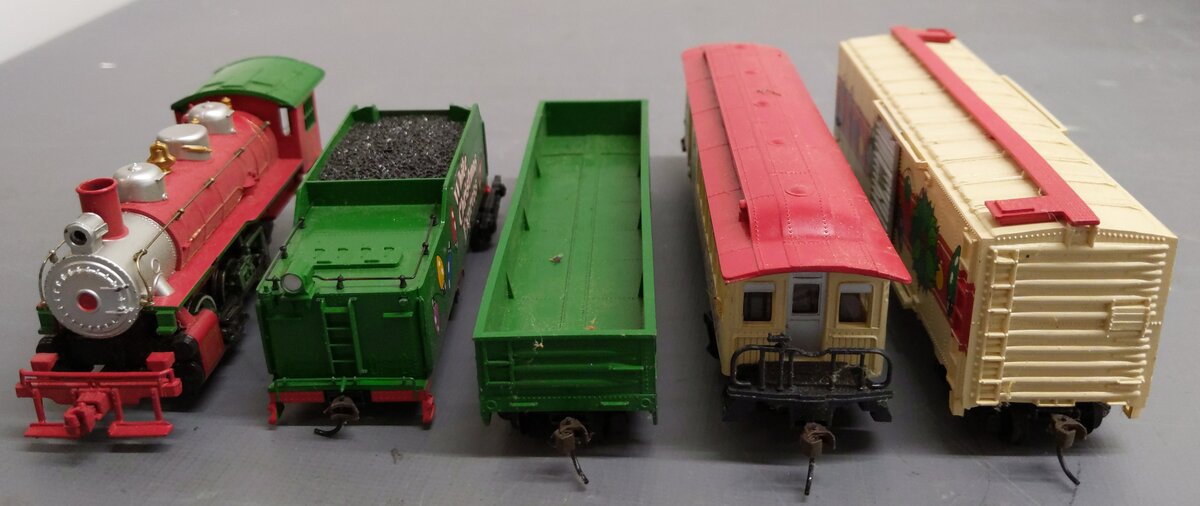 Bachmann 00664 Yuletide Special Christmas HO Gauge Steam Train Set EX/Box