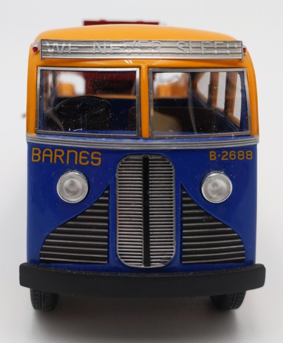 Autocult 1:43 Scale Resin Barnes Auto Co. Wrecker "We Never Sleep" EX