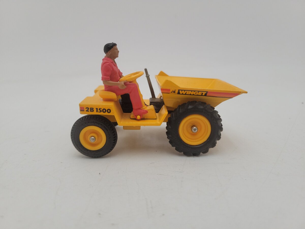 W. Britain 9578 1:32 Scale Yellow Tipping Dump Truck 2B1500 Tipper Skip W/Driver EX/Box