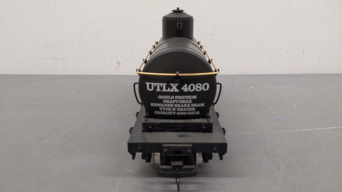 LGB 4080-Y02 G Scale UTLX "Gramps" Single Dome Tank Car (Metal Wheels) EX/Box